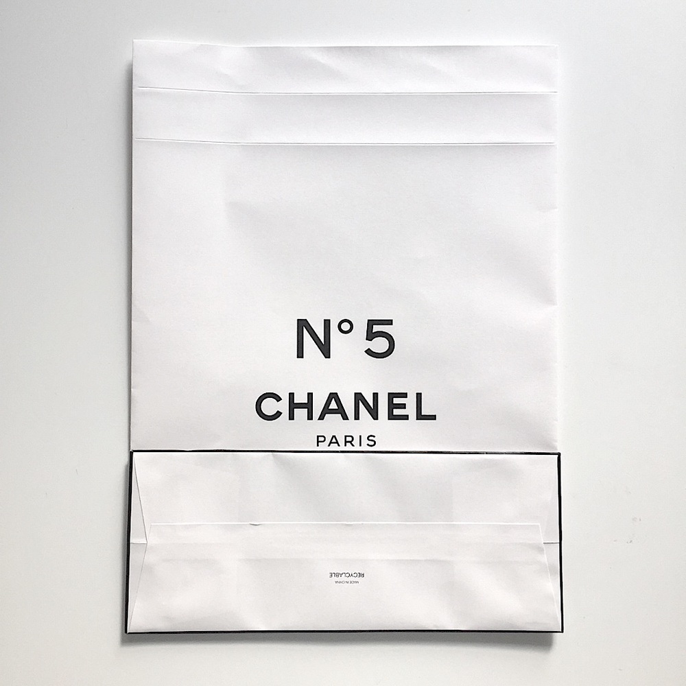 CHANEL N5 Factory 5 Limited Edition Paper Bag Gift